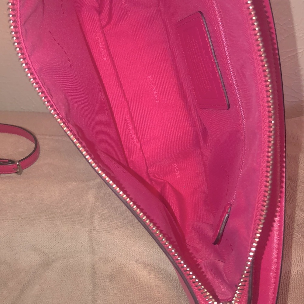 Coach Handbag - Picture 8 of 11